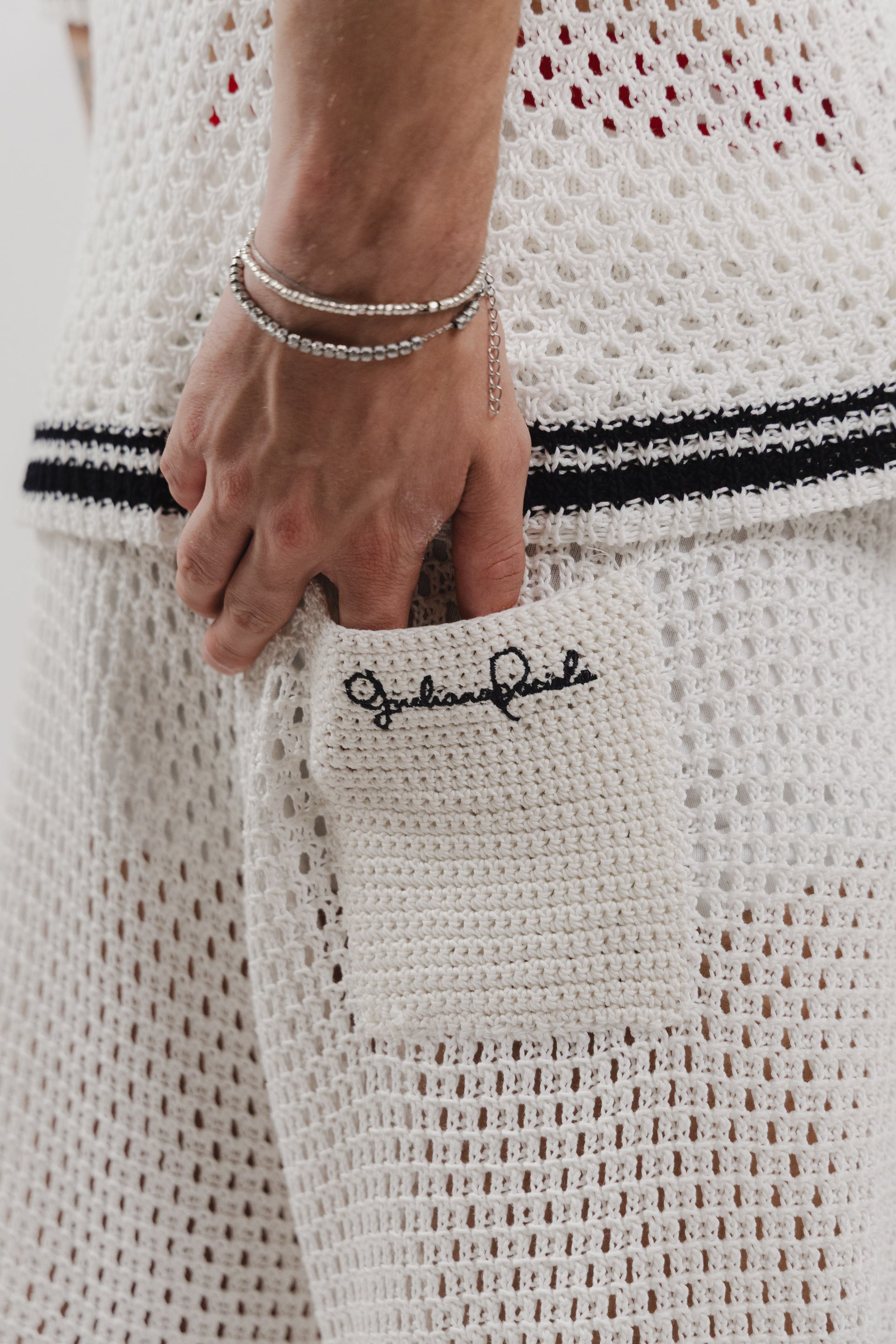 Pantaloncini White & Navy Stripe Crochet Shorts – Semi Hand-made